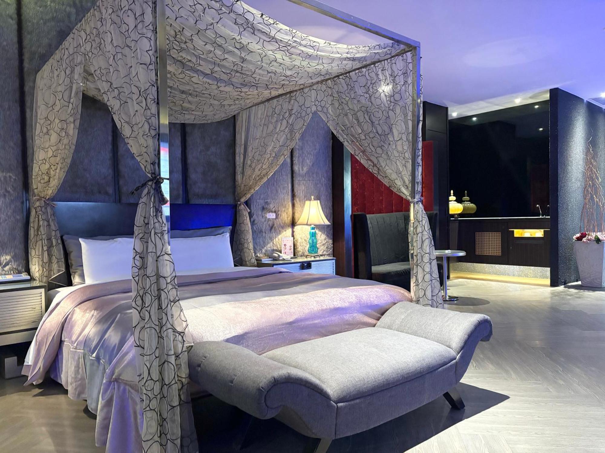 Xiadu Motel Taichung Exterior photo