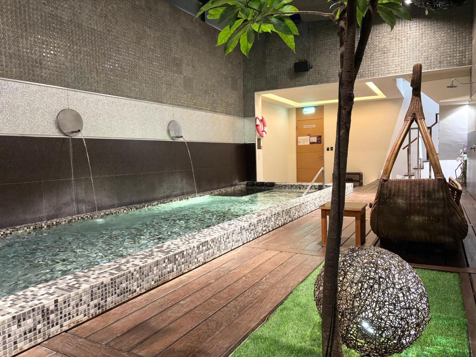 Xiadu Motel Taichung Exterior photo