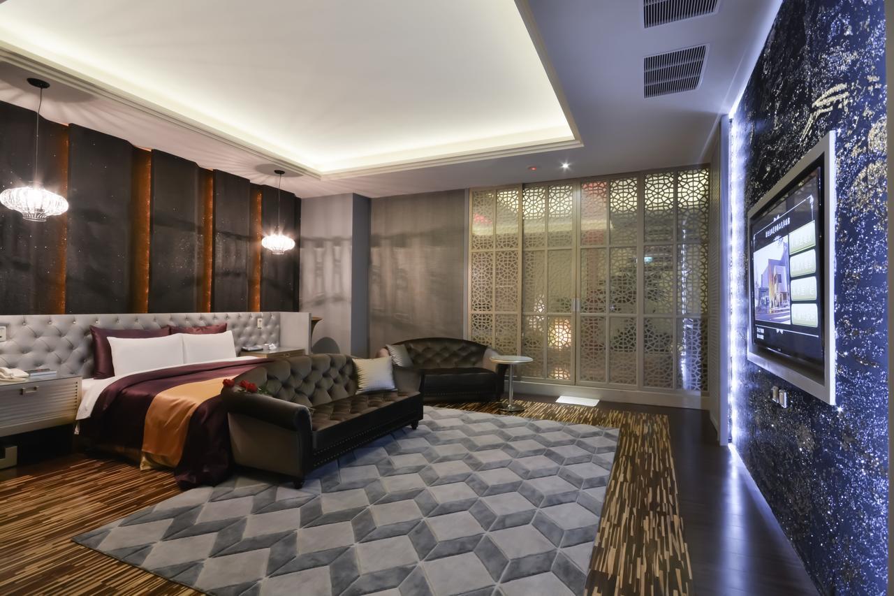 Xiadu Motel Taichung Exterior photo