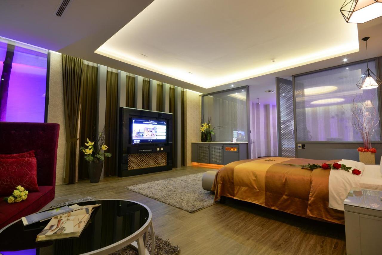 Xiadu Motel Taichung Exterior photo